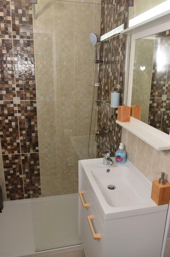 Aparthotel Danube Galaţi Dış mekan fotoğraf
